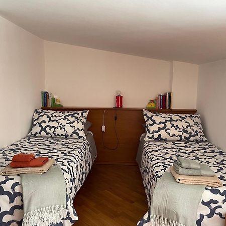 La Casa Nel Cortile Apartment Castelbuono  Luaran gambar