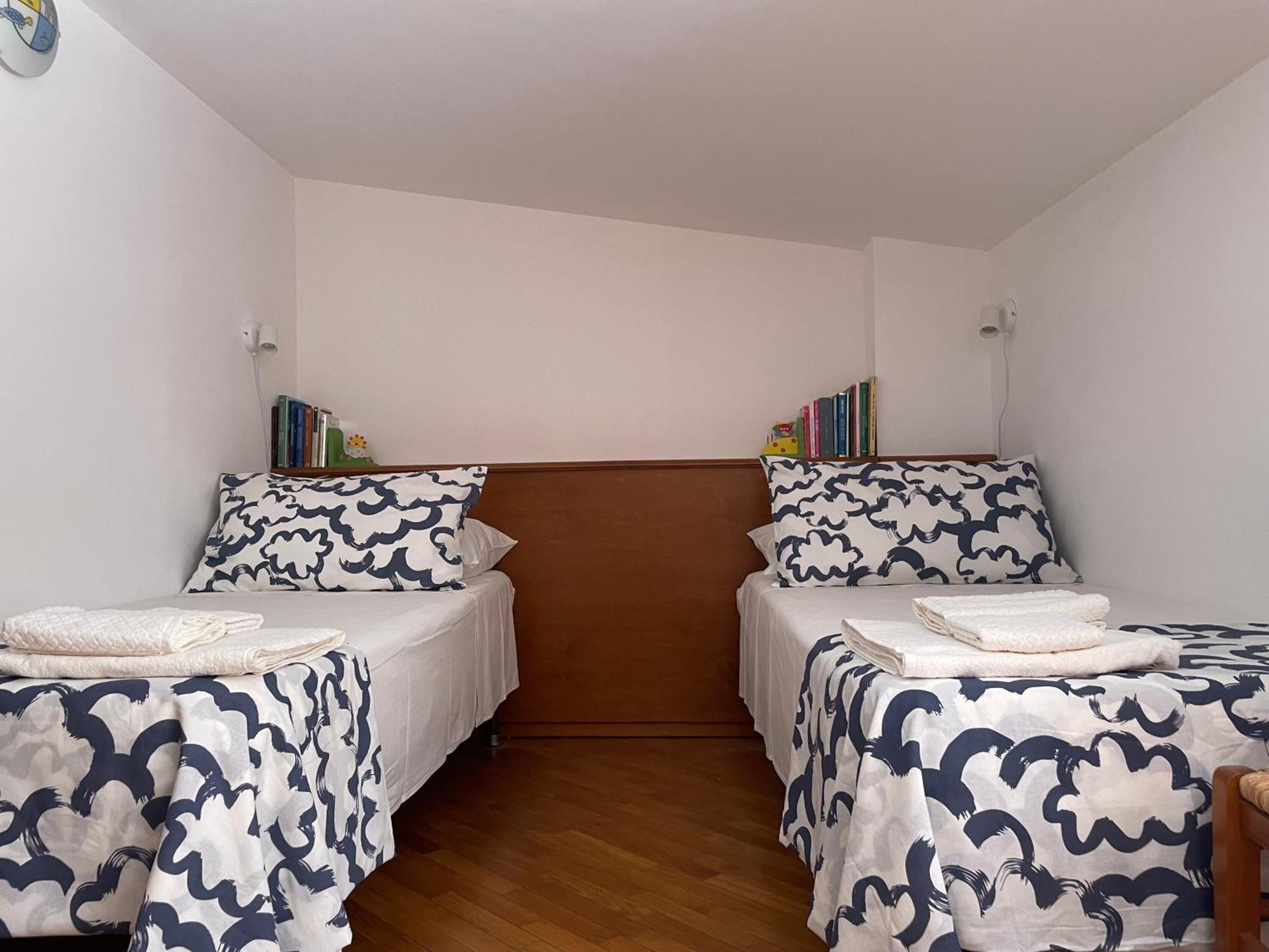 La Casa Nel Cortile Apartment Castelbuono  Luaran gambar