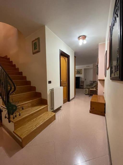 La Casa Nel Cortile Apartment Castelbuono  Luaran gambar